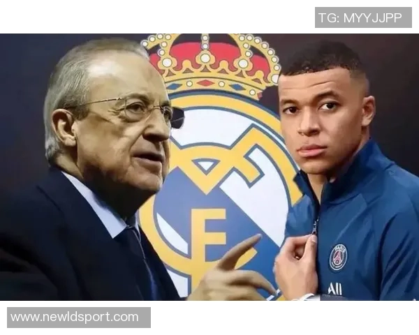 姆巴佩赛后与恩里克亲切交流并向前队友们表达一致意见