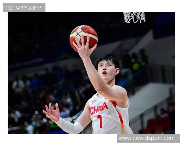 曾凡博首秀闪耀NBA中国赛太阳队对决篮网精彩回顾