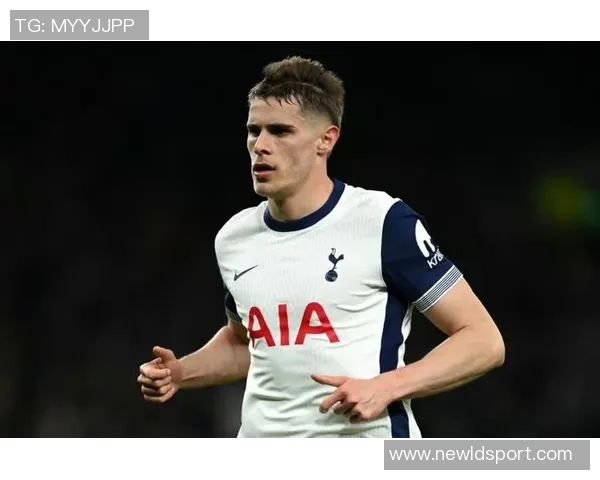 热刺后卫范德芬承认惨败阿森纳感到失望称对手表现更佳 热刺后卫范德芬承认惨败阿森纳感到失望称对手表现更佳