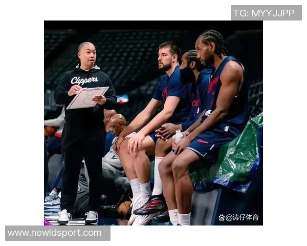 快船25年传奇与争议交织保罗离队鲍威尔交易比尔受伤小卡合同风波揭秘