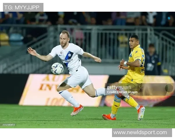 阿斯报道米兰接近1000万报价桑托斯19岁左后卫索萨萨仁车也表达兴趣