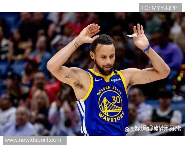 库里42分6助攻7篮板表现惊艳美网友称其为掘金之父历史最佳控卫